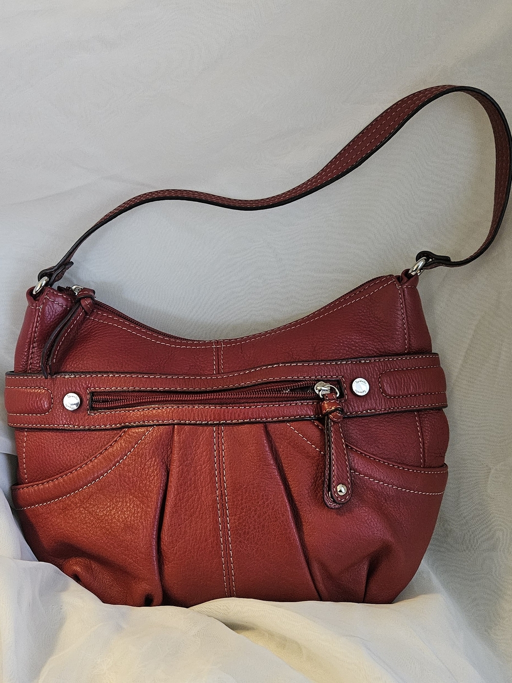 Red Leather TIGNANELLO Shoulder Bag - Women